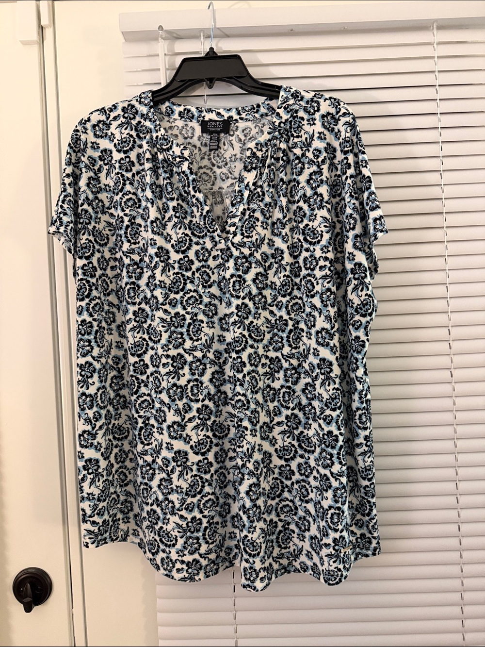 Like new blouse